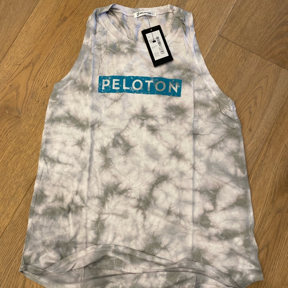 NWT peloton tank